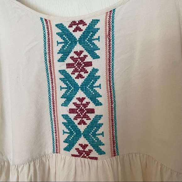 Boho Roxy Dress - Picture 2 of 6